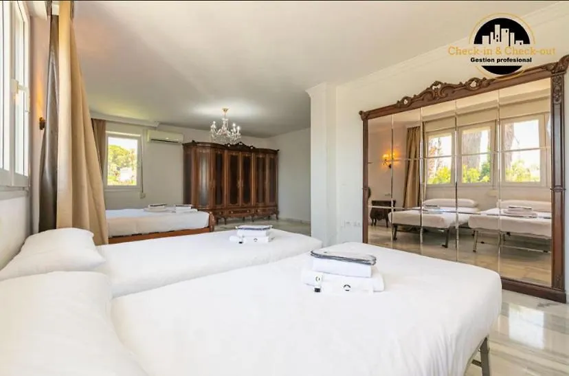 Villa Del Mar Торремолинос